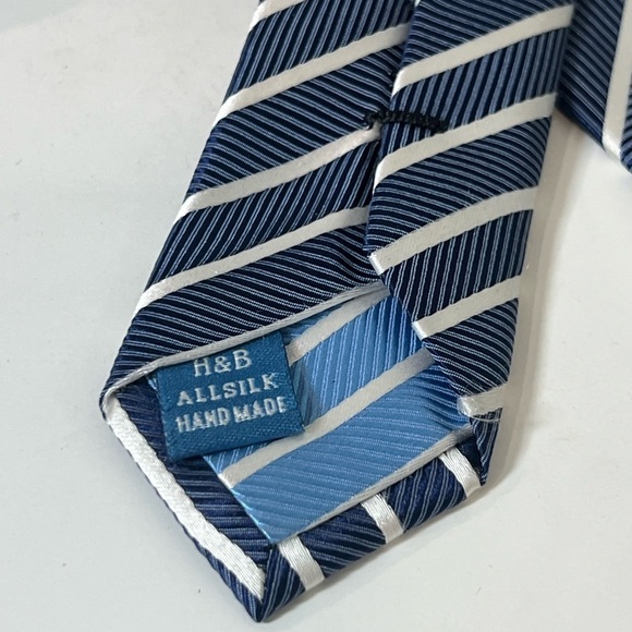 Haines & Bonner of London Handmade 100% Silk Classic Blue and White Striped Tie - Picture 10 of 11